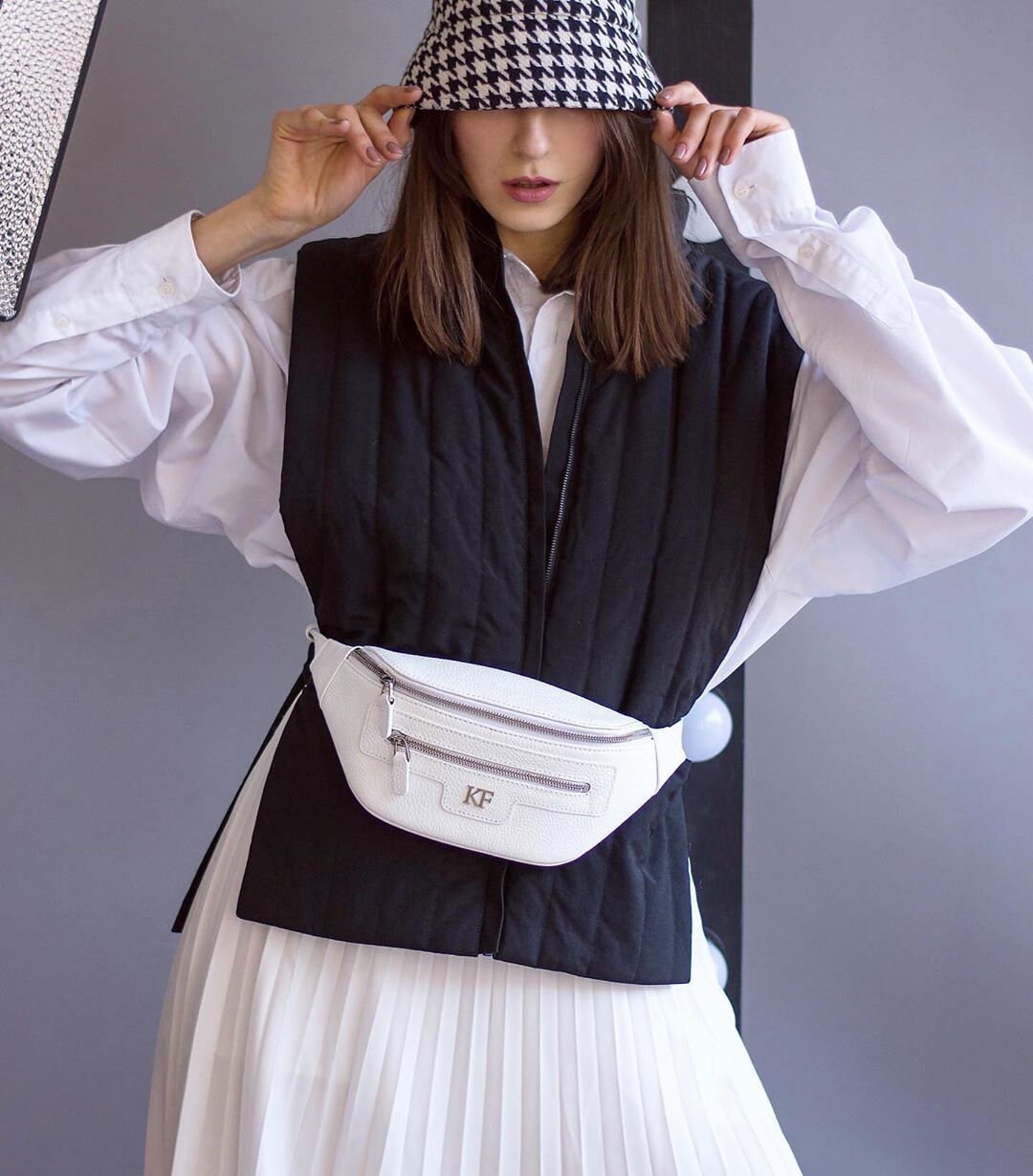 Leather women's Banana bag, White Leather Banana bag, Women's Bananka bag, Leather belt Bananka bag KF-3480 - Image 5